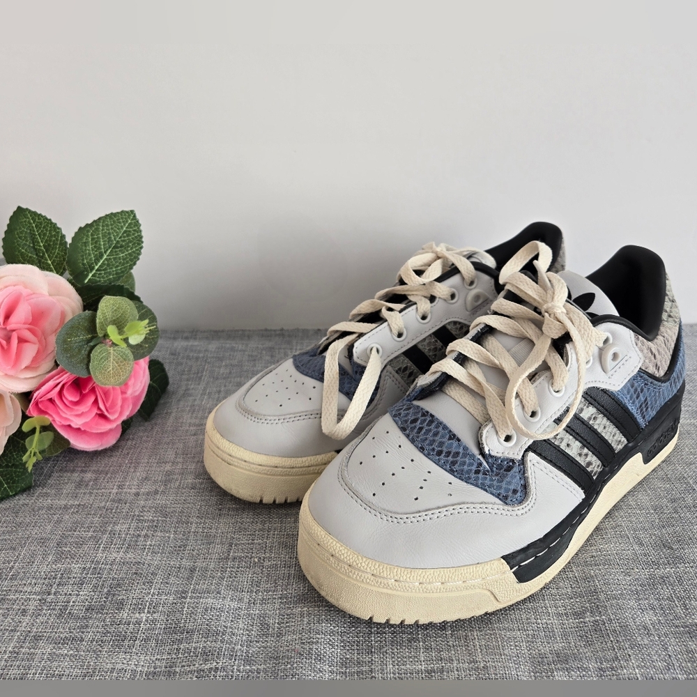 Adidas Women's Blue Grey Black White RIVALRY LOW‎ 86 Snakeskin Shoes Size 6 US